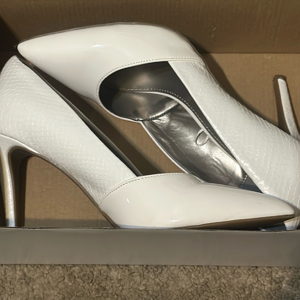 Worthington high heel shoes